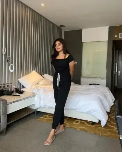 Call Girls Desai Village Cash On Delivery